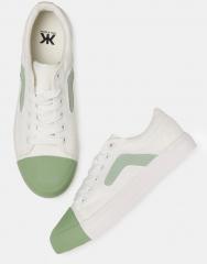 Kook N Keech Off White Canvas Regular Sneakers women